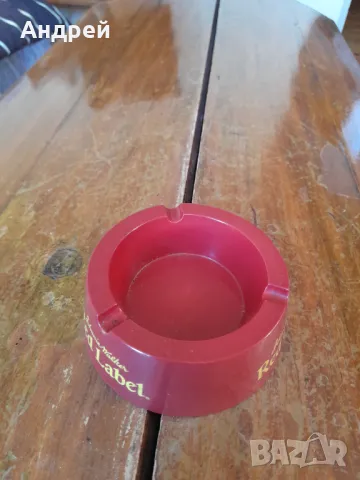 Стар пепелник Johnnie Walker, снимка 3 - Други ценни предмети - 47971417