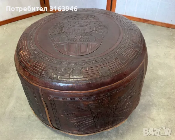 Кожен отоман ,османска (табуретка) Еквадор c. 1960 г, снимка 2 - Дивани и мека мебел - 49127913