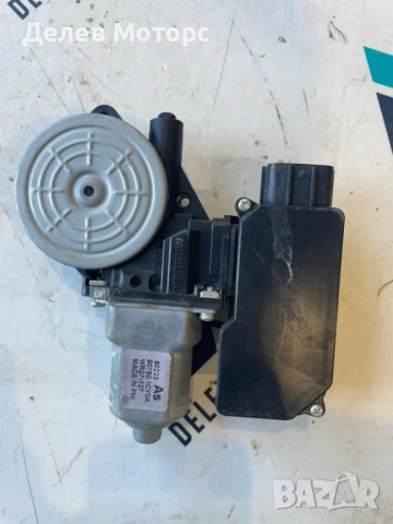 Предно дясно моторче стъклоповдигвач 254081BN1A от Infiniti FX 37 S, 320 ph., 2009, engine VQ37VHR, снимка 2 - Части - 51368428