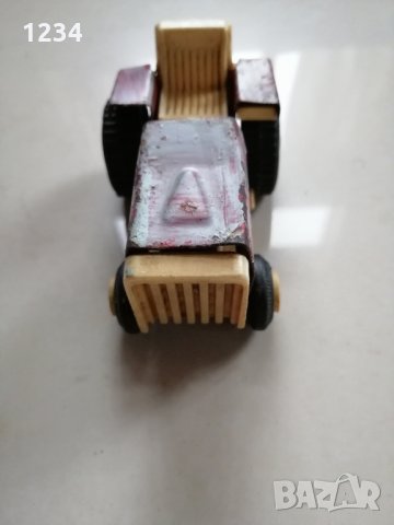 Старо ламаринено тракторче , снимка 4 - Коли, камиони, мотори, писти - 31234108