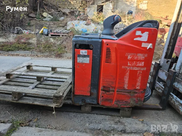 Палетна количка linde