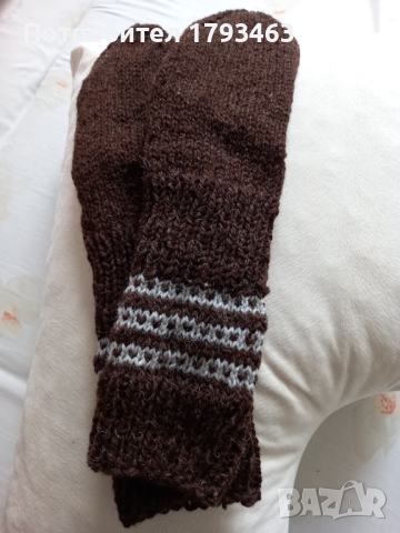 Ръчно плетени мъжки чорапи от вълна размер 43, снимка 3 - Мъжки чорапи - 44581920