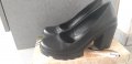 Дамски черни обувки от естествена кожа, снимка 1 - Дамски ежедневни обувки - 35252339
