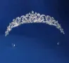 Сребриста декорирана метална корона тиара дамска детска закоса глава диадема, снимка 1