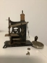 Детска шевна машина  производство Германия  M.uller  DRGM  1930 години  състояние според снимката, снимка 2