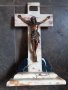 Мраморен кръст с бронзова статуя на Исус , снимка 1 - Декорация за дома - 38448190