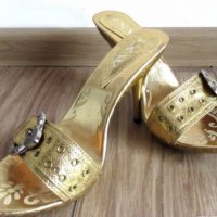 Дамски обувки с катарама , снимка 2 - Дамски обувки на ток - 42812269