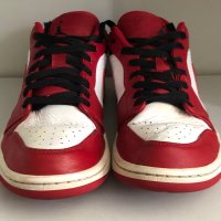 Nike Air Jordan 1, снимка 2 - Маратонки - 42134333