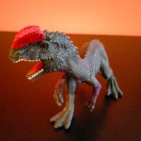 Колекционерска фигурка Schleich Dinosaurs Dilophosaurus McDonalds 2020, снимка 8 - Колекции - 37969945