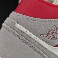 Нови Оригинални Обувки Размер 41 Nike Air Jordan 1 Mid Past Present Future Маратонки Кецове Shoes , снимка 5 - Кецове - 40328267