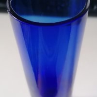 синя прозрачна ваза стъкло, снимка 3 - Вази - 31398182