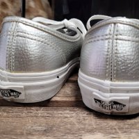 Промо!! Vans Metallic silver sneakers US 7, снимка 7 - Кецове - 35477092