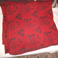 Зелен и червен яхрам,ковертюра червена, снимка 1 - Олекотени завивки и одеяла - 42894350