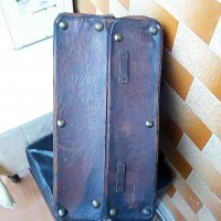Стар куфар с инициали принадлежал на известният канадски актьор и художник James Edward Harvey.(1873, снимка 2 - Антикварни и старинни предмети - 35656394