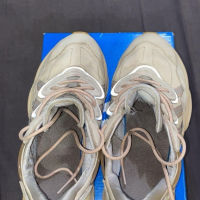 Adidas Ozweego, снимка 1 - Спортни обувки - 44598563