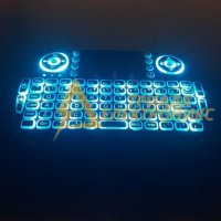 Безжична мини клавиатура с мишка-пад + осветление, снимка 2 - Друга електроника - 31861320