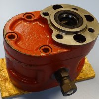 Хидравлична зъбна помпа TOS JHZJ 16/79 hydraulic pump, снимка 2 - Резервни части за машини - 42221680