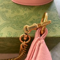 Оригинална Гучи Розова Кожена чанта Gucci Aphrodite Дръжка И Синджир, снимка 10 - Чанти - 42158327
