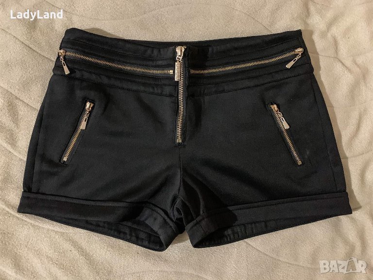 Къси панталонки, снимка 1