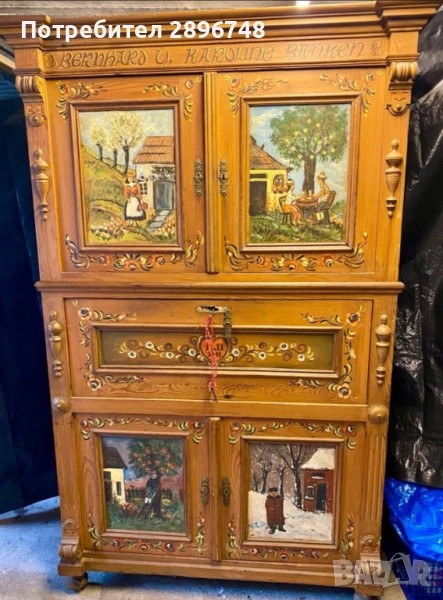 Шкаф писалище с рисувани картини., снимка 1