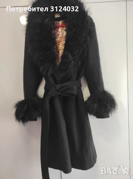 Продавам палто с яка от косъм, снимка 1