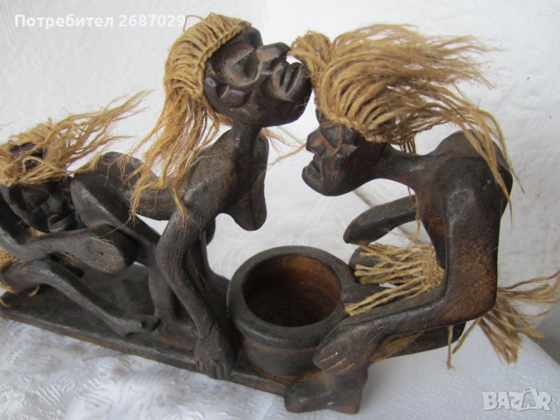  23 см дълга композиция от дърво с дървен съд, негри, негър, снимка 1