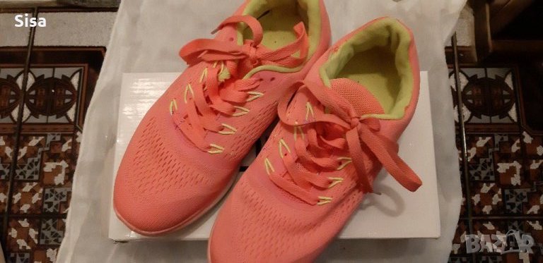 Олекотени маратонки номер 36, снимка 1