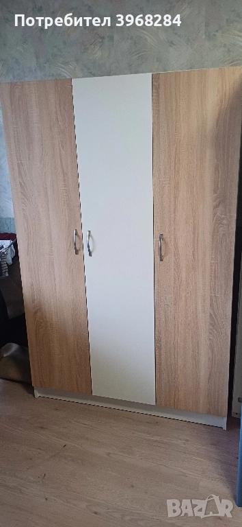 Трикратен Гардероб, снимка 1