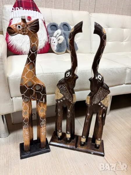 Жирафи и Слончета от дърво , снимка 1