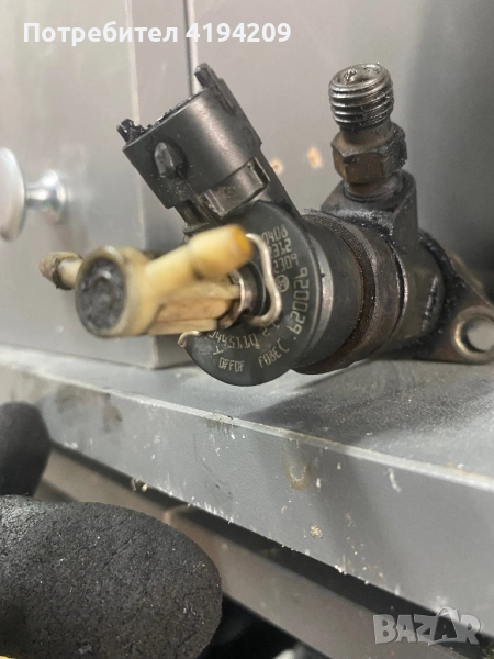 1.6 хди дюзи 4 бр налични добро състояние , снимка 1