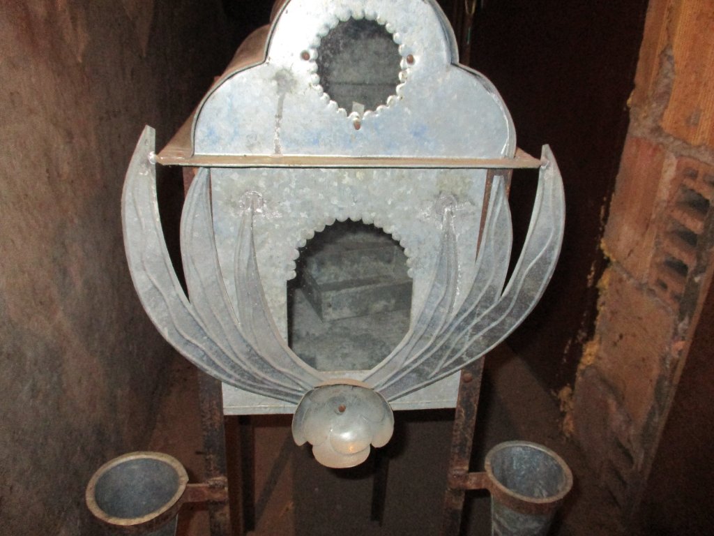 Надгробен фенер неупотребяван в Други стоки за дома в с. Гецово -  ID35155196 — Bazar.bg