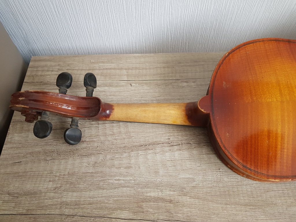 Стара цигулка по модел на Амати 1944г в Струнни инструменти в гр. Видин -  ID30375487 — Bazar.bg