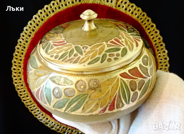 Бронзова кутия за бижута,захарница,клетъчен емайл., снимка 6 - Антикварни и старинни предмети - 36773943