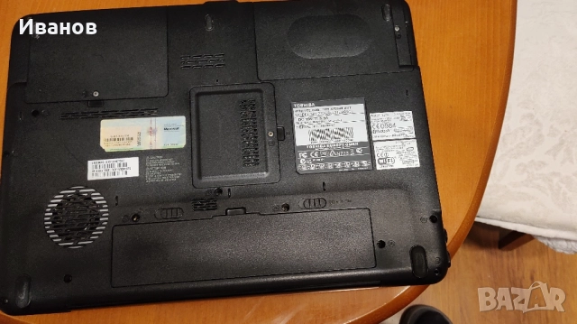 TOSHIBA лаптоп, снимка 8 - Лаптопи за дома - 52426737