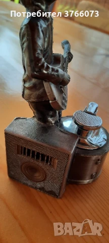 Метална запалка , снимка 2 - Антикварни и старинни предмети - 50465770