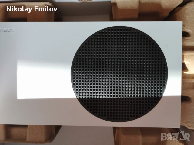 Продавам ново Microsoft xbox series S 512 gb, снимка 3 - Xbox конзоли - 54244444