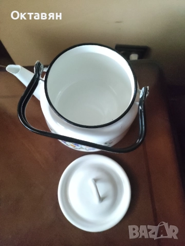 Емайлиран чайник, снимка 7 - Аксесоари за кухня - 52911680