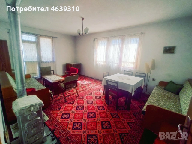 Продавам първи, долен жилищен етаж от двуетажна масивна жилищна сграда, снимка 2 - Етаж от къща - 52260781