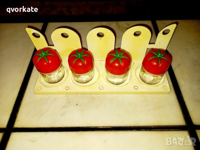 Комплект за подправки