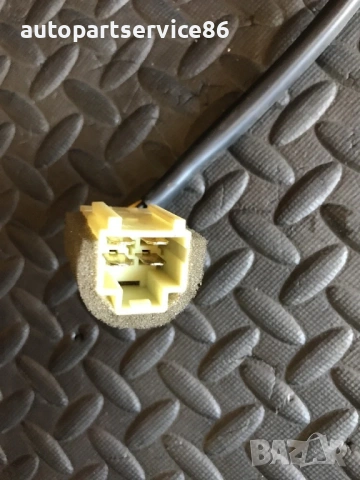 Превключвател за отваряне на резервоар на врата за KIA Opirus 3.5 (2006), снимка 3 - Части - 53281228