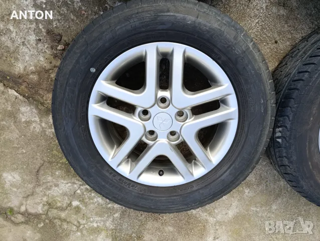 Джанти с гуми 16 цола Мисибиши Пинин, снимка 4 - Гуми и джанти - 49908897