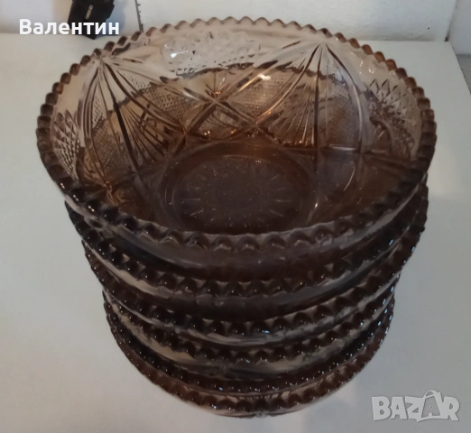 Сервиз за хранене от цветен кристал от 14 части, снимка 10 - Сервизи - 54137465