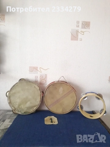 Стари детски музикални инструменти, чинели, дайре, акордеон. , снимка 3 - Антикварни и старинни предмети - 49777852