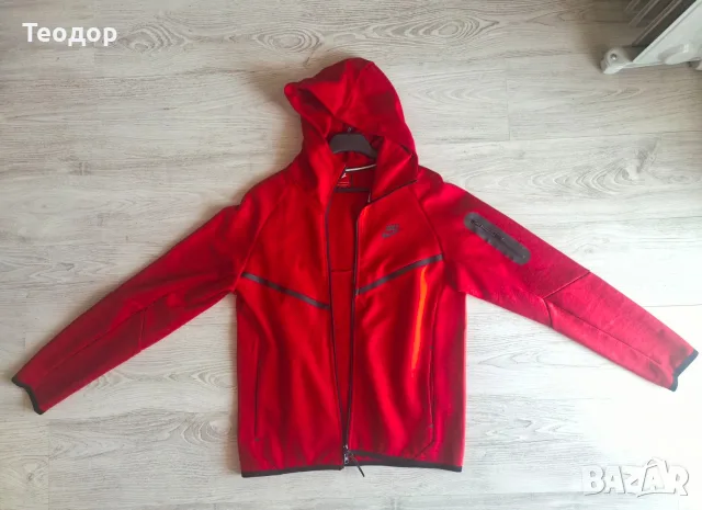 Nike Tech Fleece (S) , снимка 2 - Спортни дрехи, екипи - 56273863