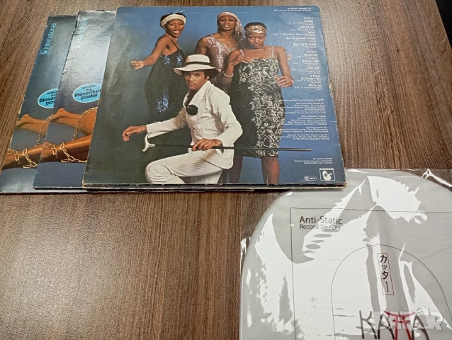 LP Грамофонни плочи с албуми Boney M - Oceans of Fantasy/Take The Heat Off Me/Nightflight to Venus, снимка 9 - Грамофонни плочи - 53011911