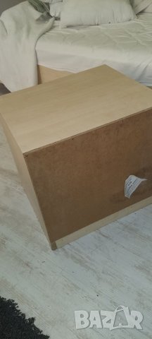 нощно шкафче 2 броя х39лв/бр, снимка 5 - Столове - 36947821