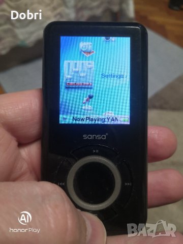 Музикален плеър SanDisk Sansa, снимка 5 - MP3 и MP4 плеъри - 42634403