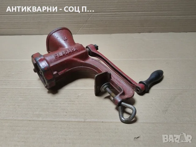 Стара Соц Румънска Месомелачка FLACARA 10' / 3.2 кг. / НОМЕР 944.