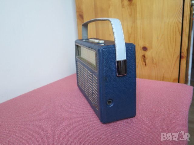 Vintage Henriette L3D23T Radio Philips  1962/1963год , снимка 4 - Радиокасетофони, транзистори - 34976415