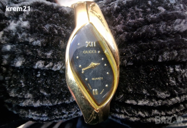 Gucci Vintage дамски часовник, снимка 2 - Дамски - 52868057